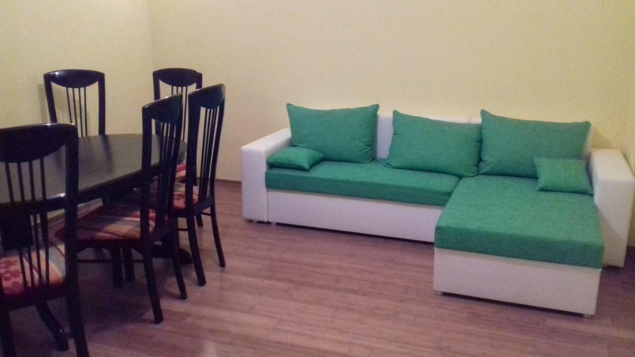 Apartment Green Valley Idrsko Екстер'єр фото